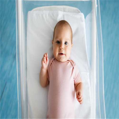 北京正规的供卵医院~2月龄宝宝吐唾沫伸舌头正常吗